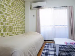 Osakas bed town - Image 5
