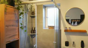 Luxora Apartment - Image 5