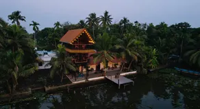 Tulsi Kayal Retreat - Image 4