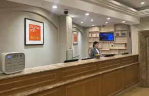Home Inn - Image 3