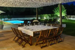 Luxurious Retreat Villa in Nature for Large Groups - Image 5