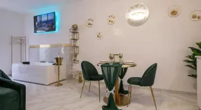 FASHION APARTMENT GOLD Bologna with JACUZZI & CAR GARAGE - Image 3
