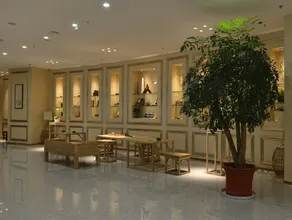 Howard Johnson City of Flower Hotel Kunming - Image 5