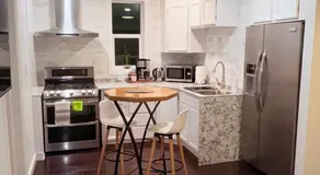 SEA Airport Coastal Apartments, located just 15 min from SeaTac Airport and 5 min from Des Moines Marina - Image 4