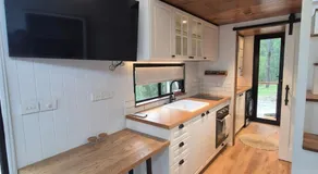 Kookaburra Retreat Tiny Home Sydney Hllls - Image 5