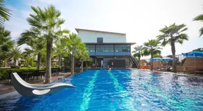 Jintana Resort - Image 2