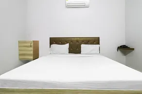 Hotel O Night Inn - Image 2