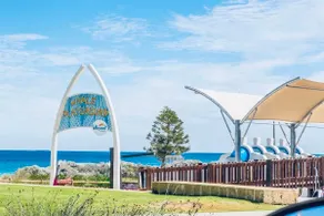 Scarborough & Absolutely Beachfront - Image 2