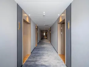 Magnotel Business Hotel Dalian Xi'an Road Metro Station Xinghai Square - Image 4