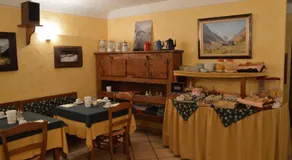Hotel Petit Giles - Image 5