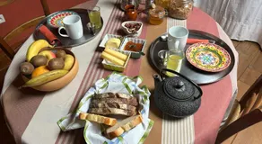 Une chambre d'hôtes au coeur du chalet Mitja, calme et bien être assurés - Image 5