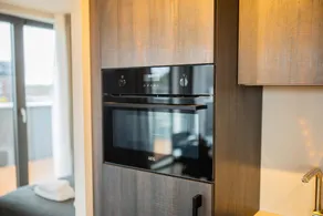 Charming City Penthouse Studio KS - Image 5