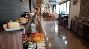 Terrass Hotel Zamora - Image 3