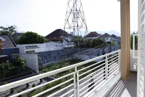 linns house borobudur syariah malang - Image 4