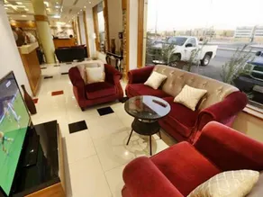 Avenue Tree Apartment - Image 2