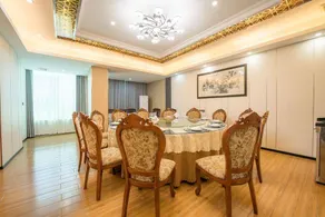 Fuhua Hotel - Image 4