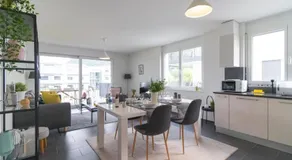 Fantastico appartamento accogliente e familiare con giardino e terrazza | Vista sul lago | Adatto per il telelavoro - Image 5