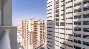 Luxury 2 bedroom next to beach with swimming pool gym and kids play area - Image 3