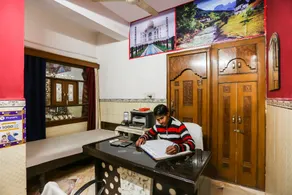 SPOT ON 65710 Raunak Guest House - Image 5