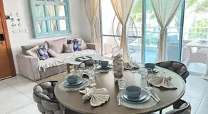 Atmospheric apartment with a beautiful view of the swimming pool - Image 4