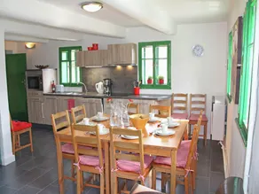 Authentic holiday home with garden near Trutnov - Image 4