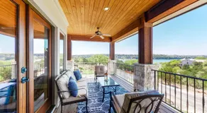 Lago Vista Retreat - Image 2