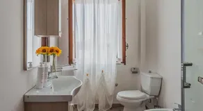 Spacious Apartment with Sea View in Aci Castello - Image 2