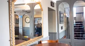 The County Hotel - Image 4