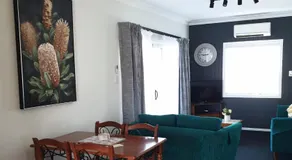 Lisianna Apartments - Image 3