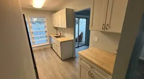Cozy 2BR Home, quiet Coram Neighbourhood - Image 4