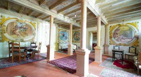 Villa Dorigny Dimora Storica con Affreschi e Giardino - Image 3