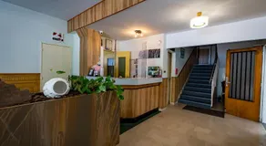 Hotel Christina - Image 2