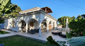 Casa Blue Vista - villa & guestroom - Image 2