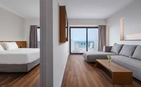 G92 City Hotel - Image 2