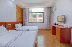 Rural Hotel Rooms - Image 5