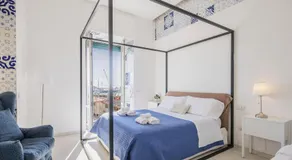 Relais Luxury Retreat - Seafront Apartments - Image 2