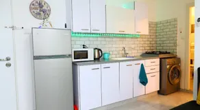 דירה יפה סגנון מודרני מרחק של 5 דקות נסיעה מהים - Image 2