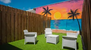 Chiquitos Apartments - Image 3