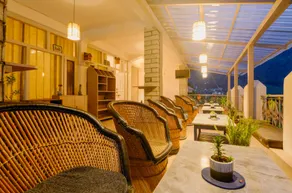 Drifters Cafe, Bar & Inn by The Hidden Tribe - Image 5