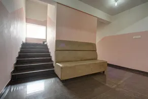 OYO 28738 Abhirami Hotels - Image 4
