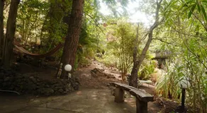 Etna Rural Cottage with Jacuzzi - Image 4