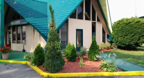 Budgetel Inn & Suites Hotel - Image 2