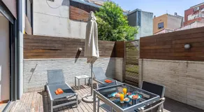 Appart avec terrasse et piscine près du Parc Güell - Image 4