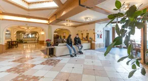 Hotel Intermonti - Image 2