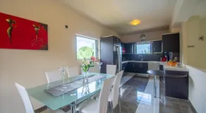 Zante Lagos holiday homes Treehouse and Villa - Image 4