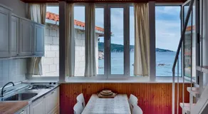 Komiza Provita Guesthouse - Image 4
