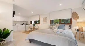 MacMasters Studio Retreat - Image 2