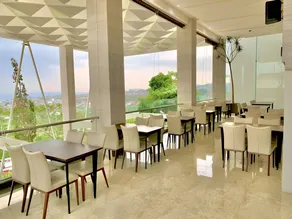 Sinergi Hotel & Villa - Image 5