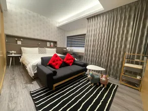 Hi House - Image 3