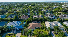 Pesaro - stylish 3BR retreat near Via Miramar Beach, beautifully renovated home with a private pool, lush tropical gardens and premium modern comforts, perfect for families and relaxing getaways, just minutes from sandy beaches and vibrant downtown Naples - Image 5